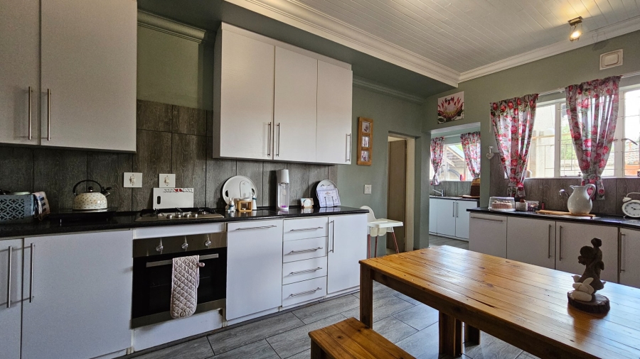3 Bedroom Property for Sale in Vaalpark Free State